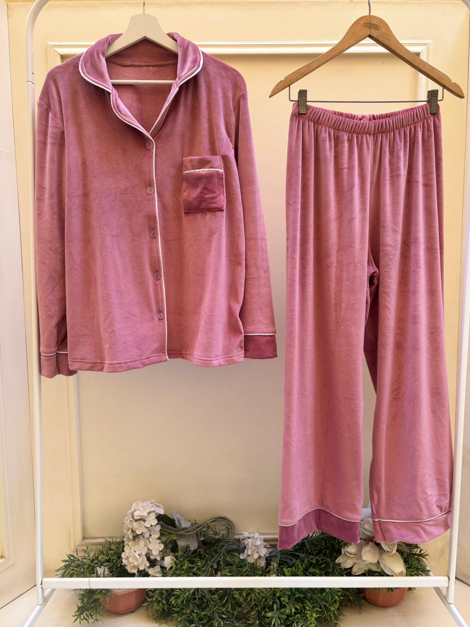 Cashmere Velvet Nest Set