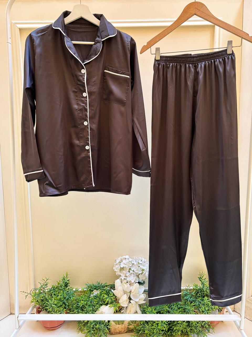 Noir Silk Set