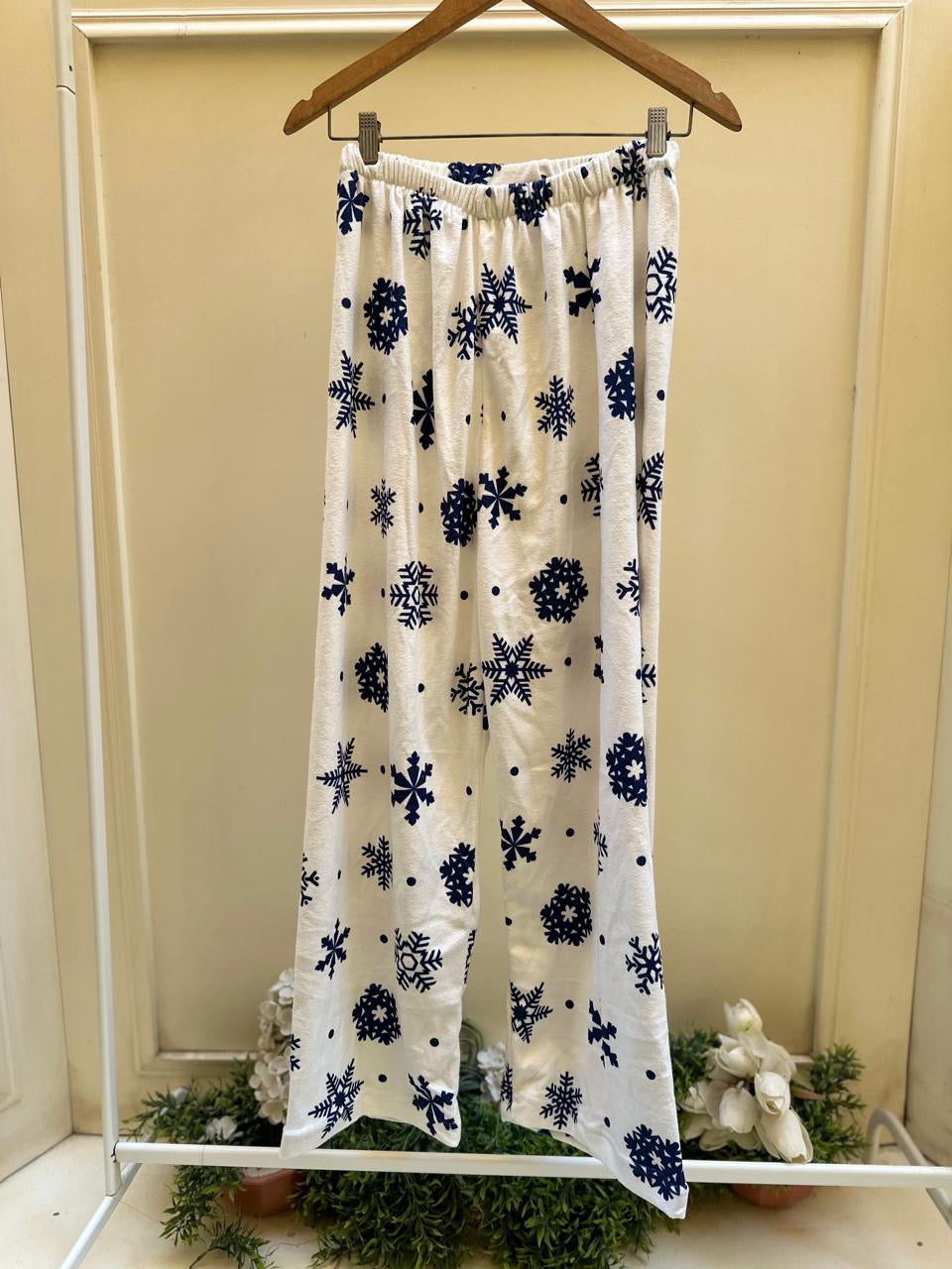 Snow Flakes Velvet Pants