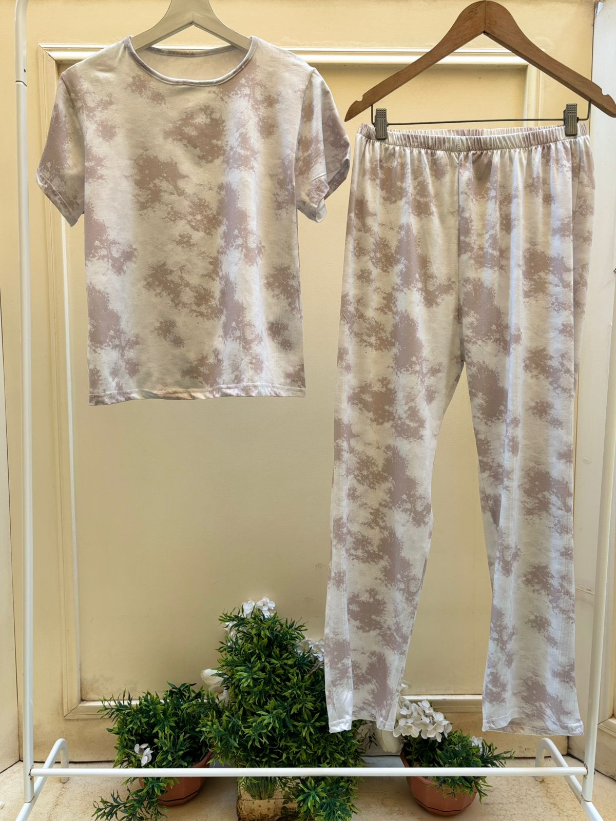 Beige Tiedye Set