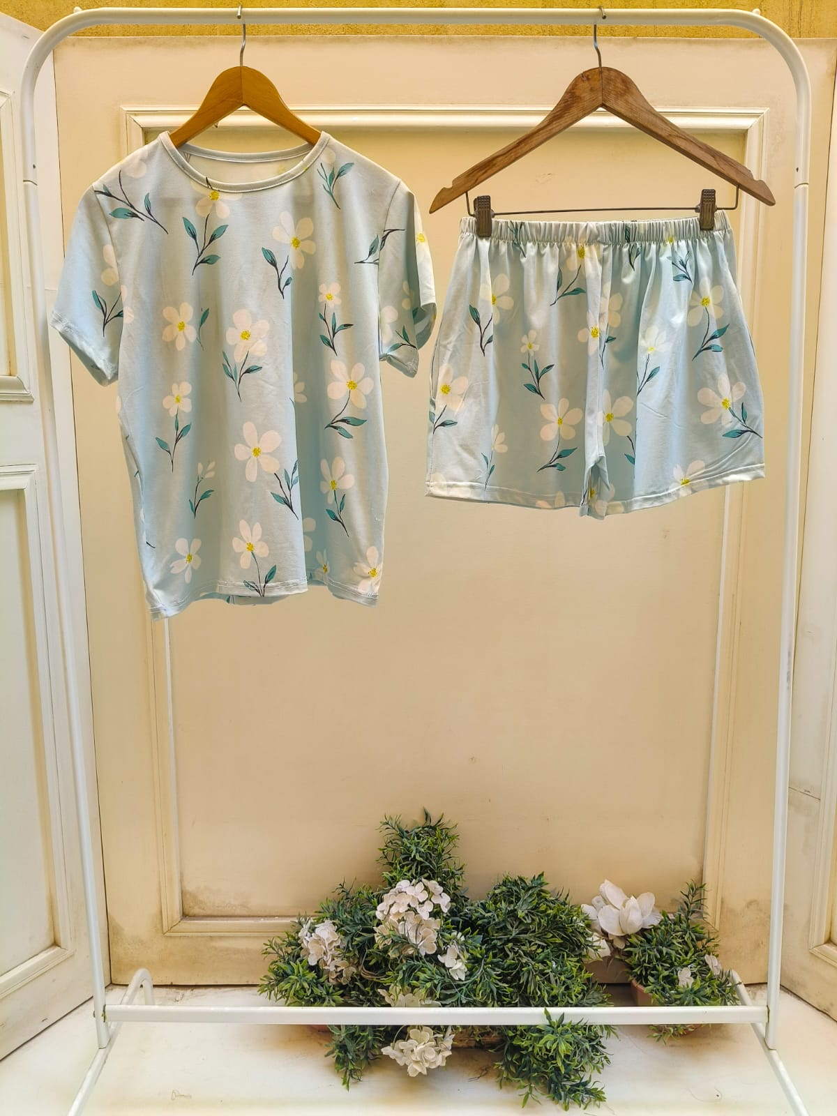 Soft Mornings Shorts Set