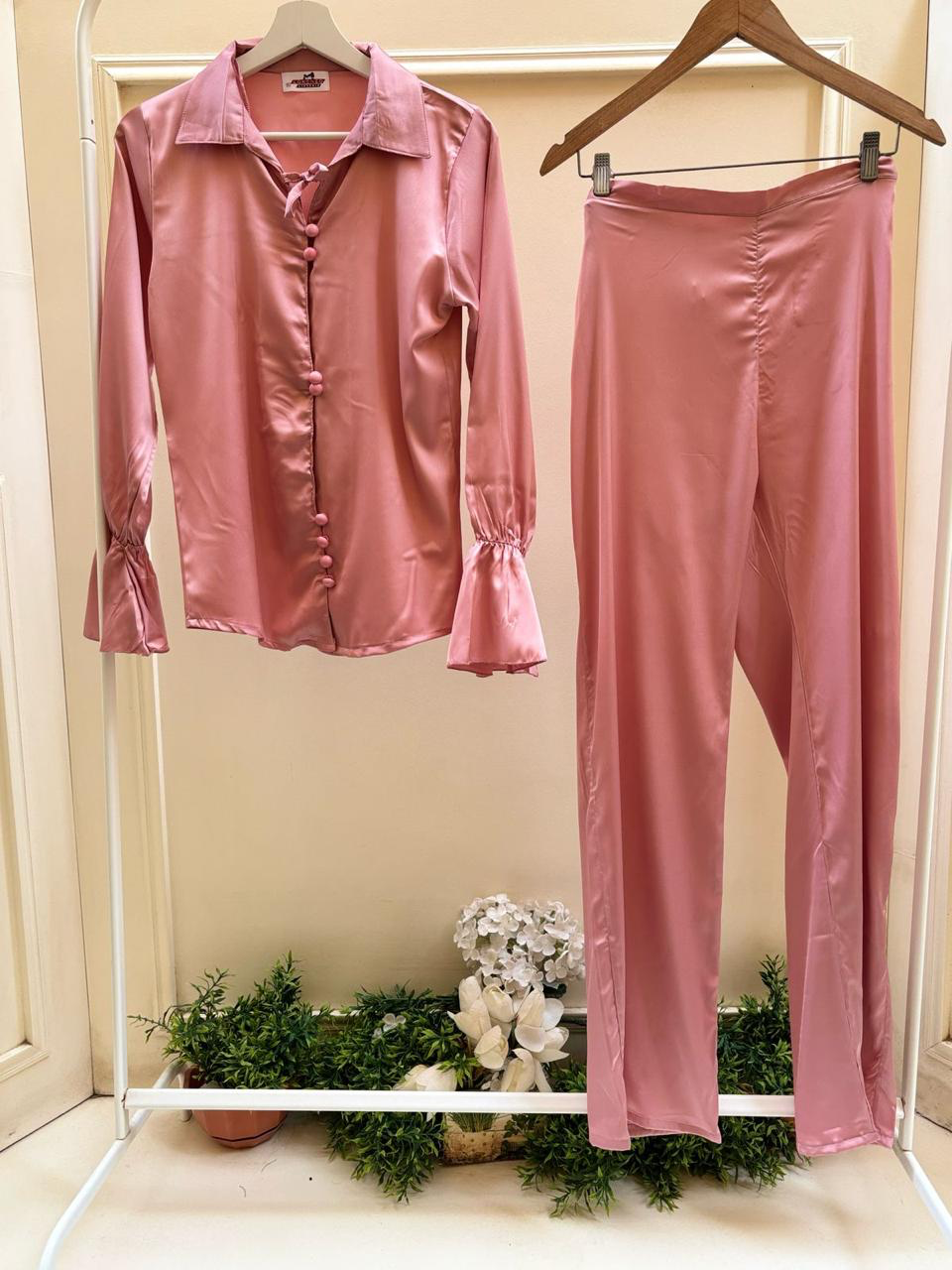 Rose Elegance Satin