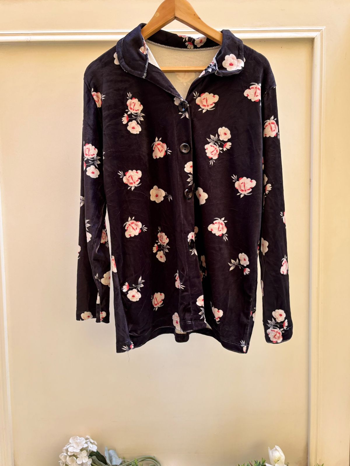 Black Flowery Velvet Top