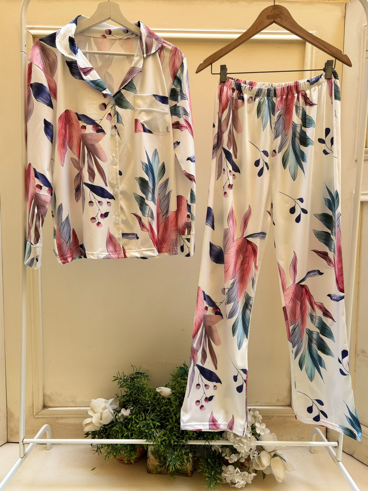 Rosewood Feather Set