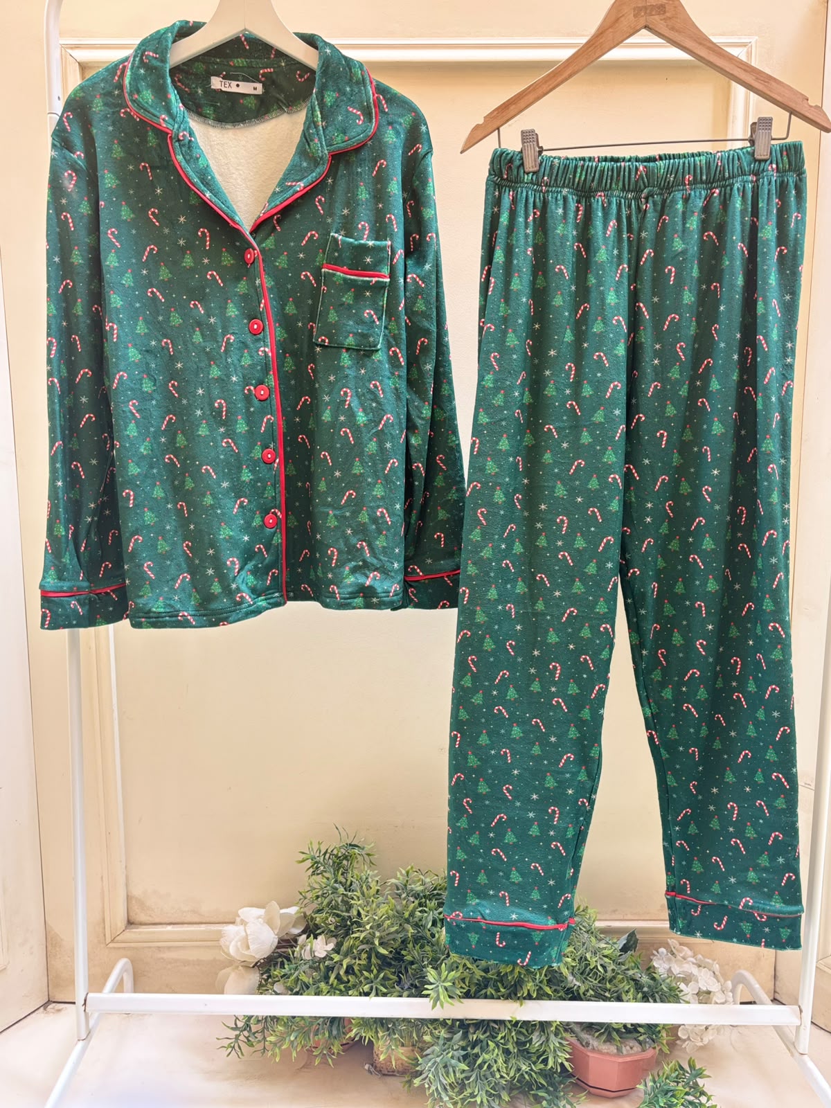 Merry Trees Velvet Set